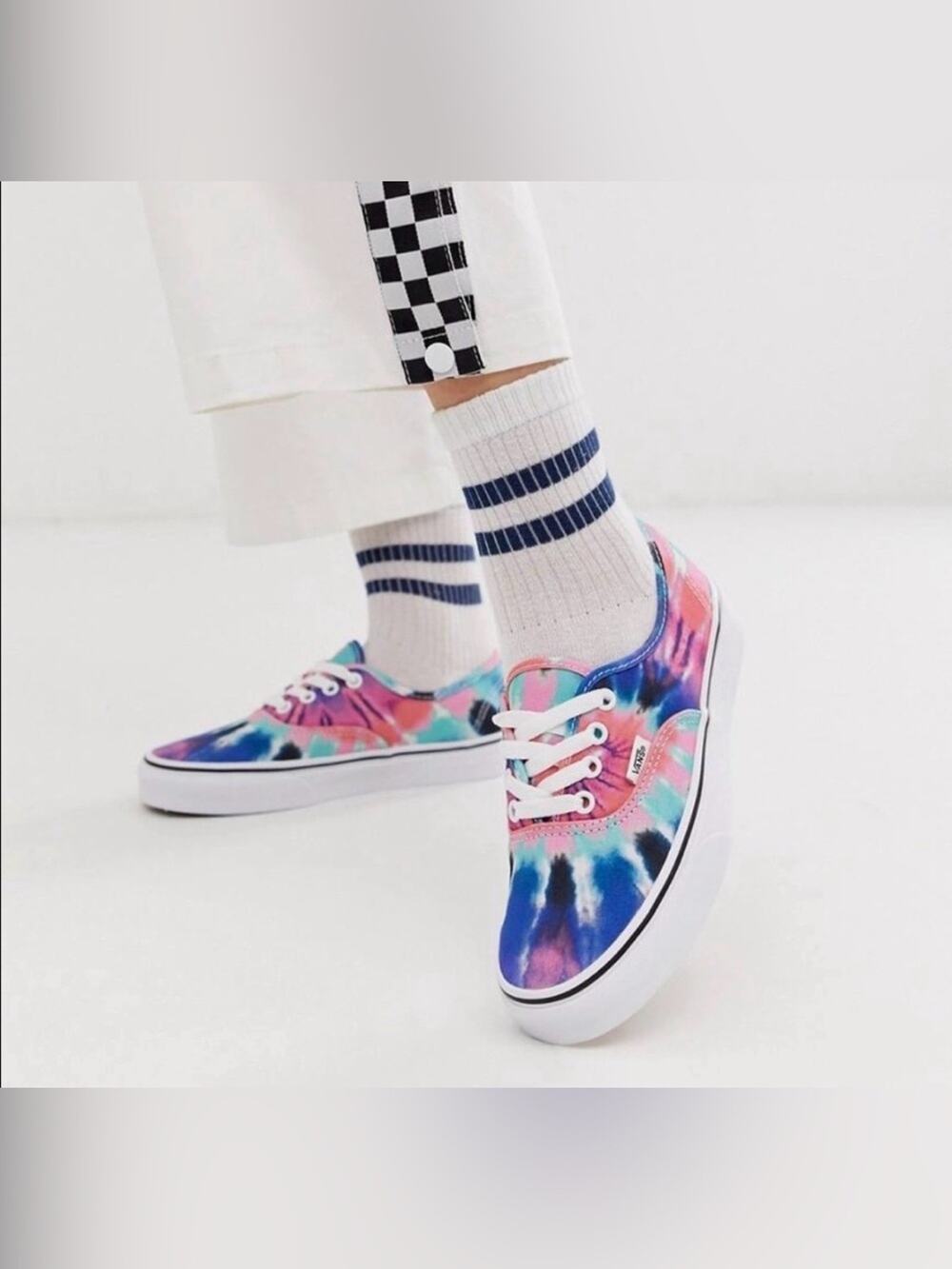 NEW VANS RETRO INSPIRED TIE-DYED LOW TOP SILHOUETTE LACE UP SNEAKERS SZ 8.5